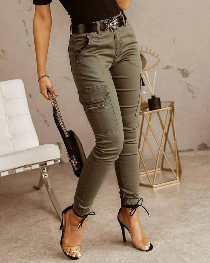 Chloé – Jean cargo femme | Style urbain et confort moderne
