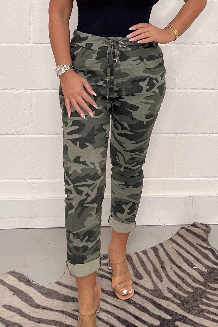 Pantalon Camouflage Édition Limitée – L'Alliance Parfaite du Style et du Confort