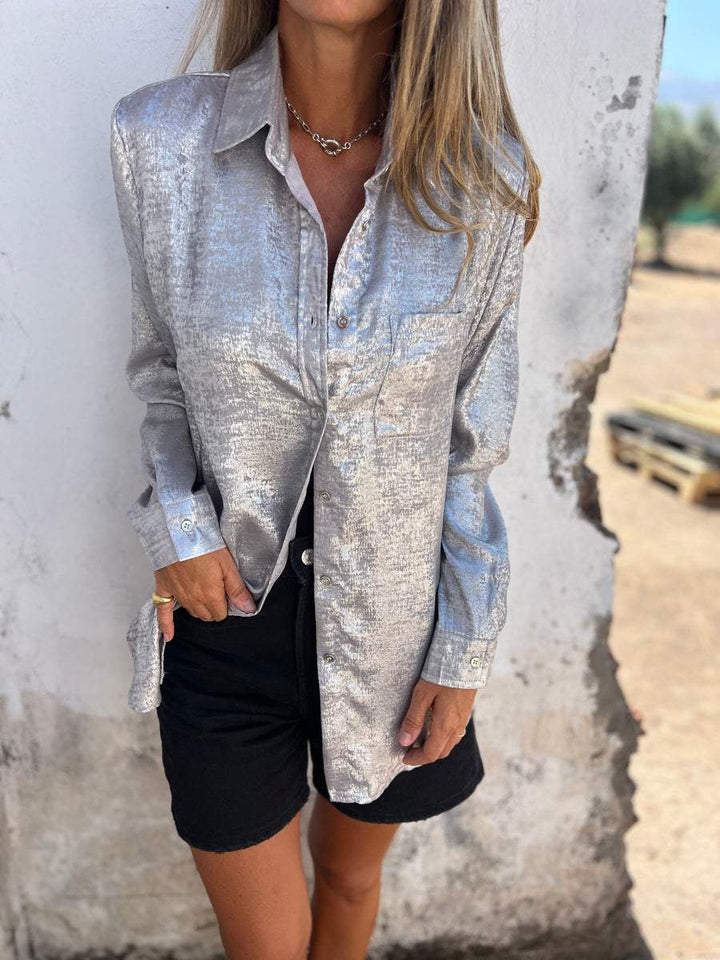 Chemise Satin Métallisée : Fluide, Chic & Tendance