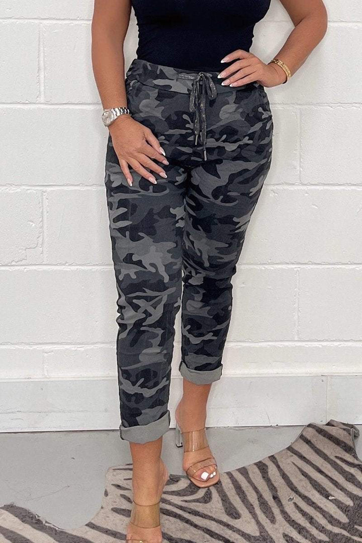 Pantalon Camouflage Édition Limitée – L'Alliance Parfaite du Style et du Confort
