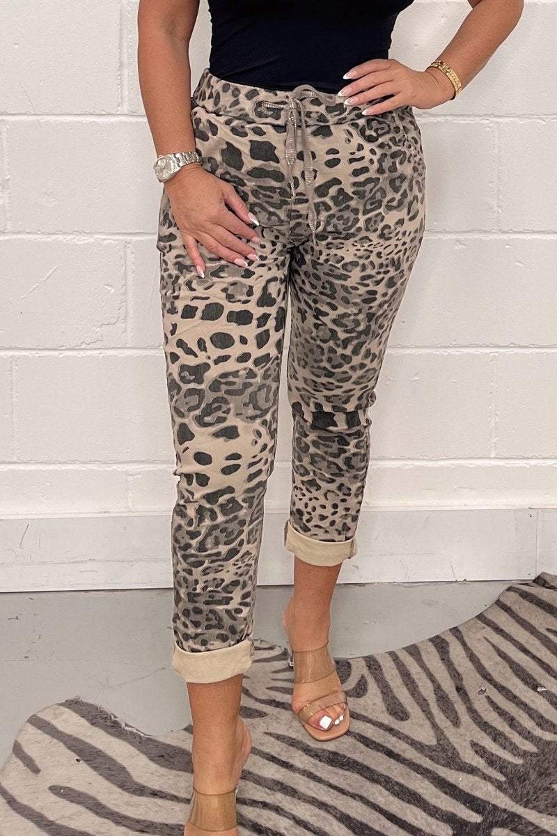 Pantalon Camouflage Édition Limitée – L'Alliance Parfaite du Style et du Confort