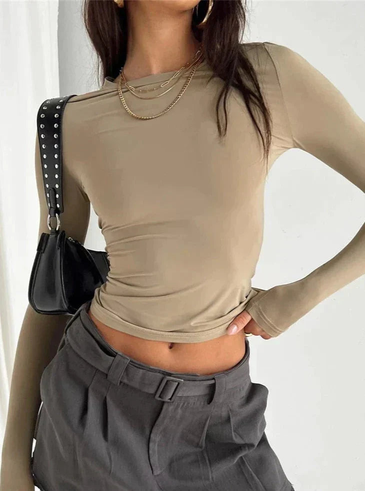 Haut Manches Longues Ajusté : Style Moderne & Minimaliste