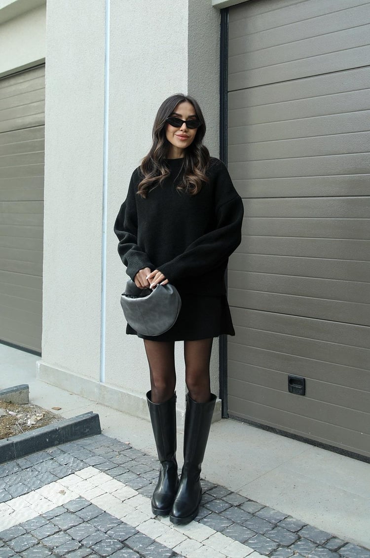 Ensemble Pull Oversize & Jupe : Élégance Confort Automnal