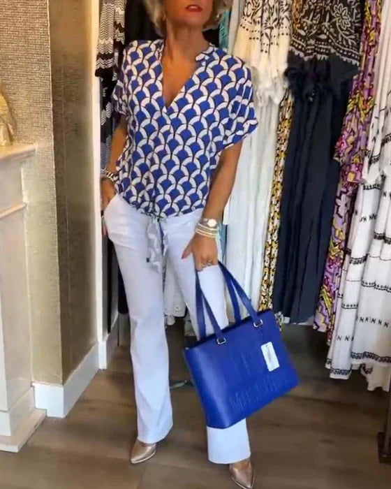 Top Femme Fluide & Léger – Imprimé Graphique Tendance pour un Look Estival Élégant