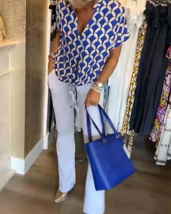 Top Femme Fluide & Léger – Imprimé Graphique Tendance pour un Look Estival Élégant